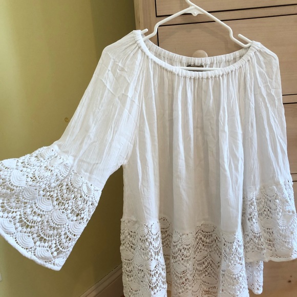 LF white off the shoulder top with crochet bottom - Picture 3 of 5